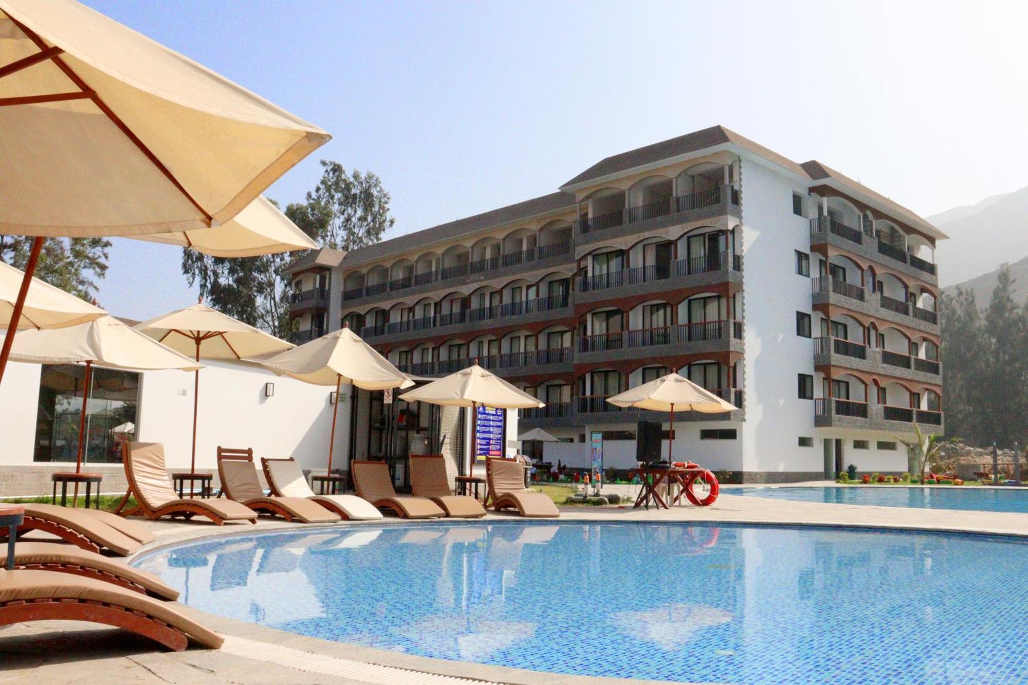 Ribera Del Rio Club Resort Сиенегия Екстериор снимка
